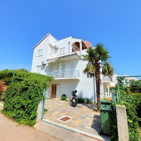 Apartments Neva & Neva Beach House Srima Εξωτερικό φωτογραφία