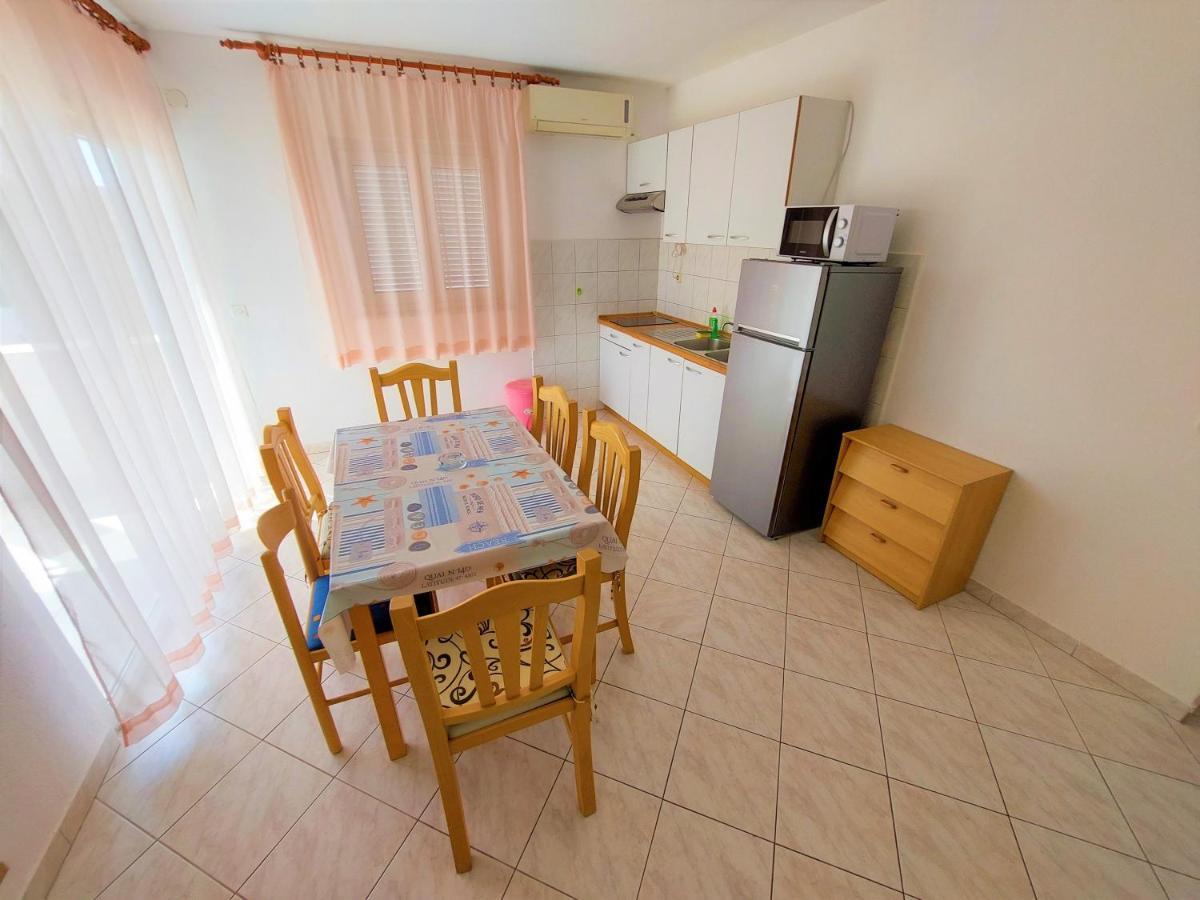 Apartments Neva & Neva Beach House Srima Εξωτερικό φωτογραφία