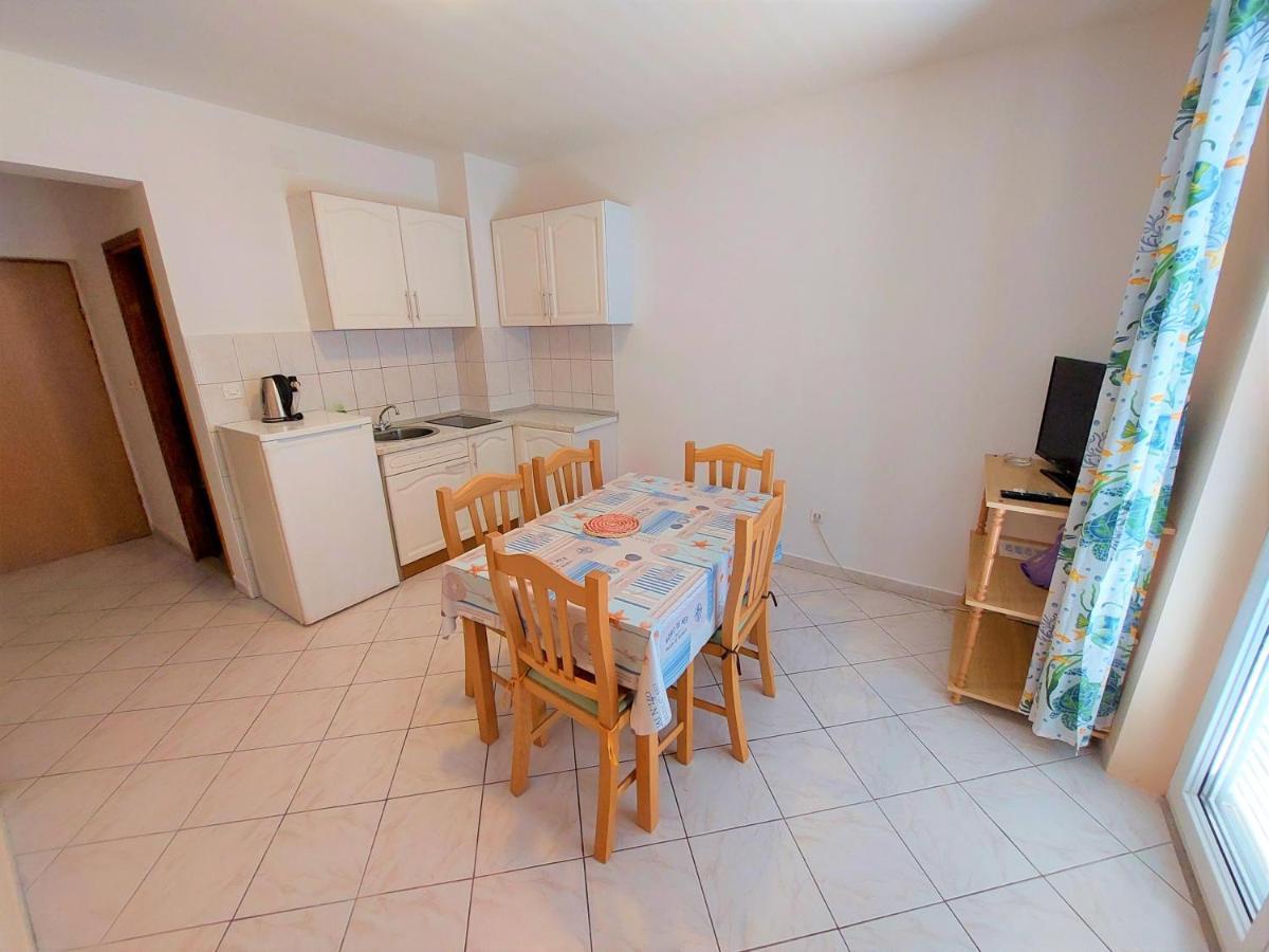 Apartments Neva & Neva Beach House Srima Εξωτερικό φωτογραφία