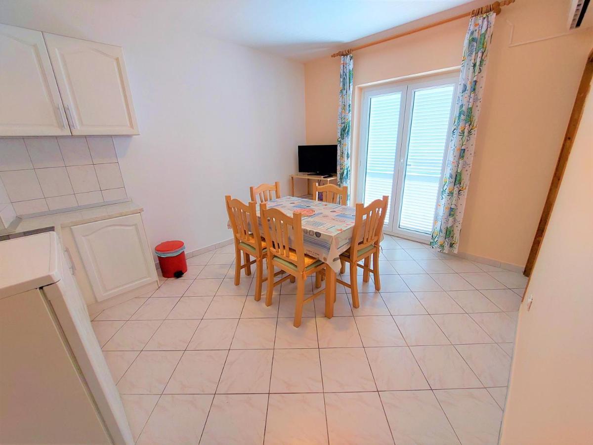 Apartments Neva & Neva Beach House Srima Εξωτερικό φωτογραφία