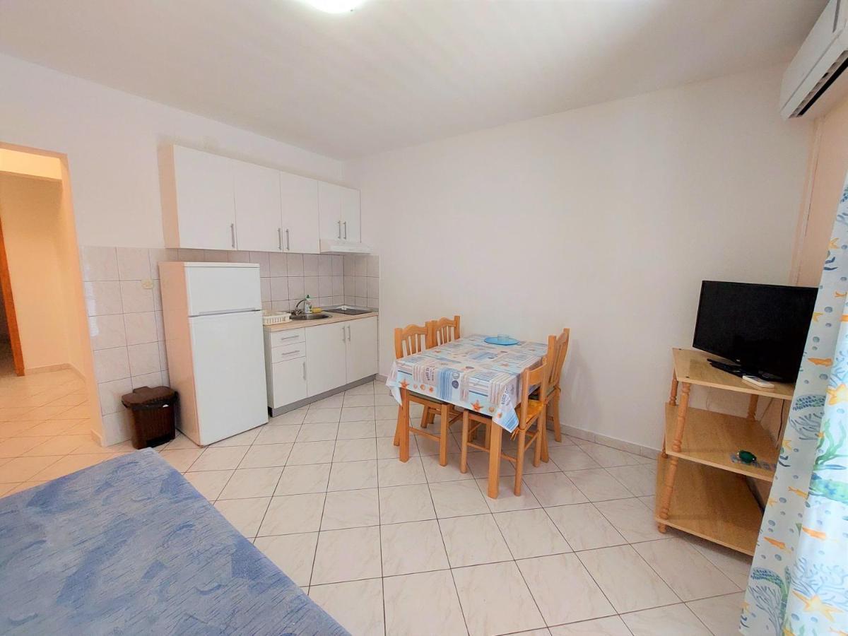 Apartments Neva & Neva Beach House Srima Εξωτερικό φωτογραφία
