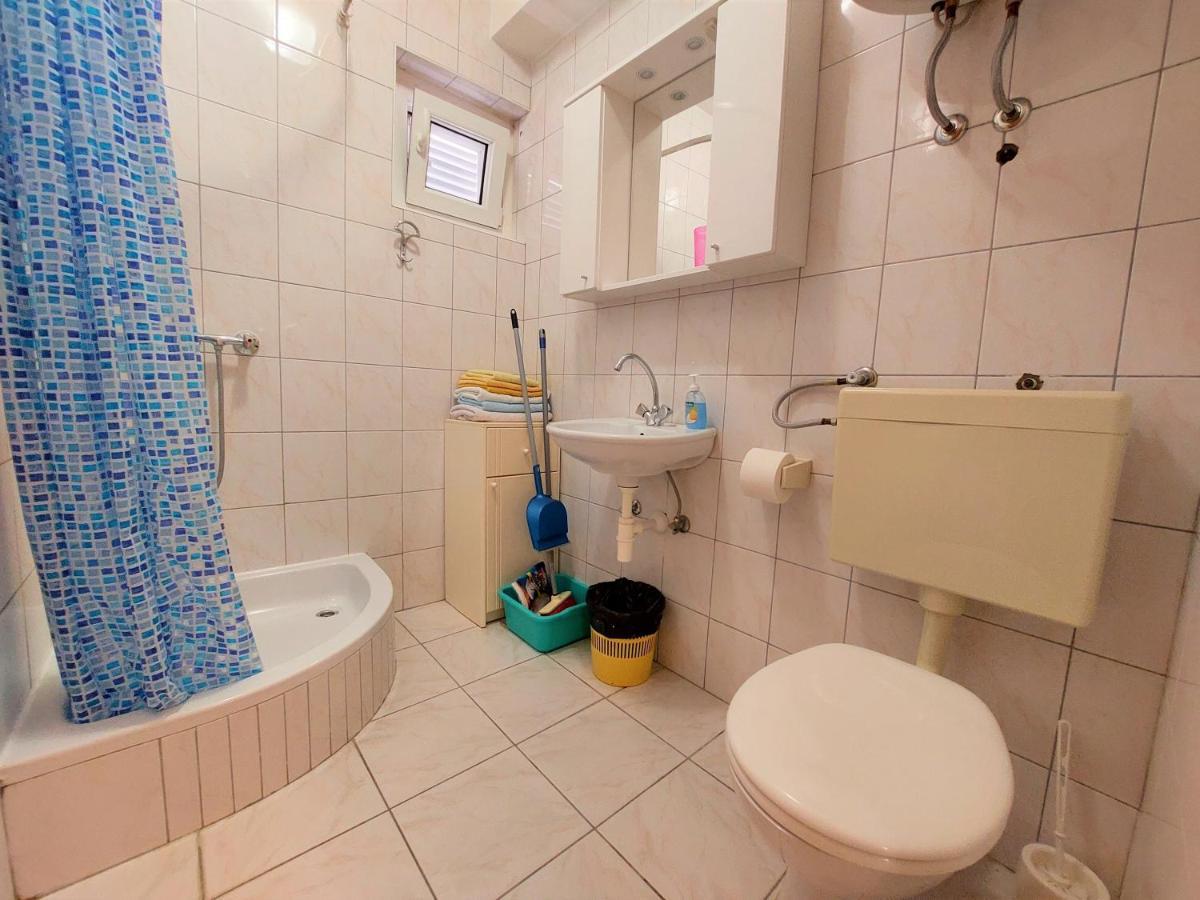 Apartments Neva & Neva Beach House Srima Εξωτερικό φωτογραφία