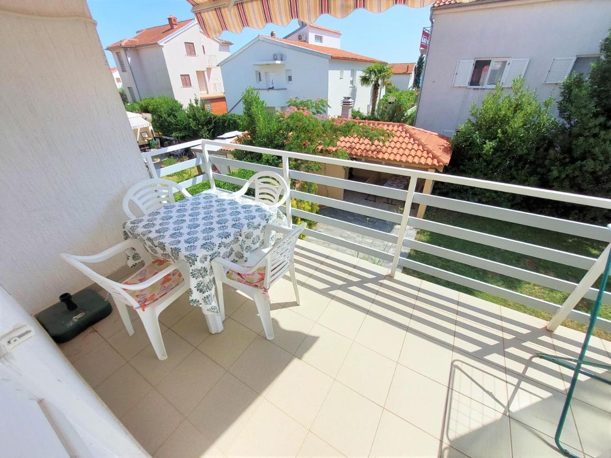 Apartments Neva & Neva Beach House Srima Εξωτερικό φωτογραφία