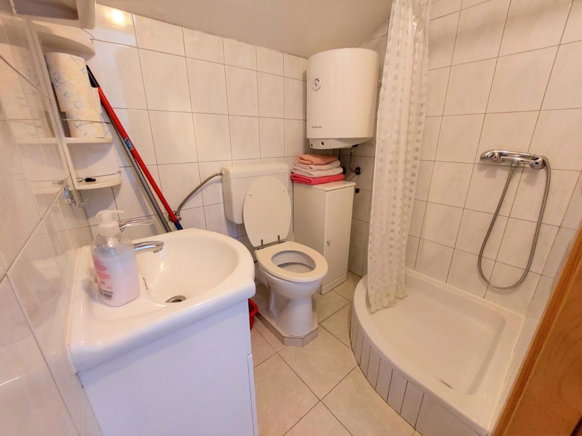 Apartments Neva & Neva Beach House Srima Εξωτερικό φωτογραφία