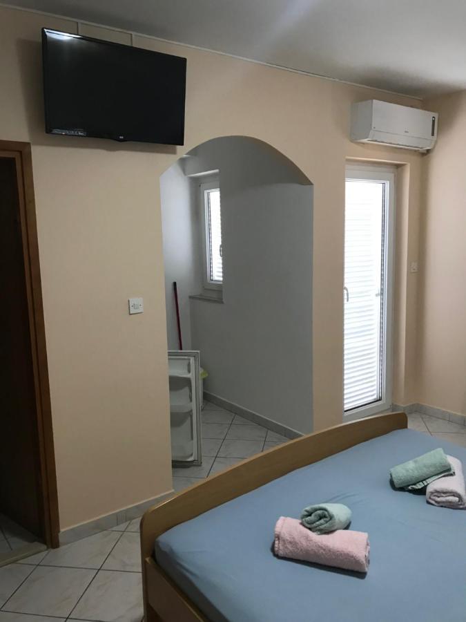 Apartments Neva & Neva Beach House Srima Εξωτερικό φωτογραφία