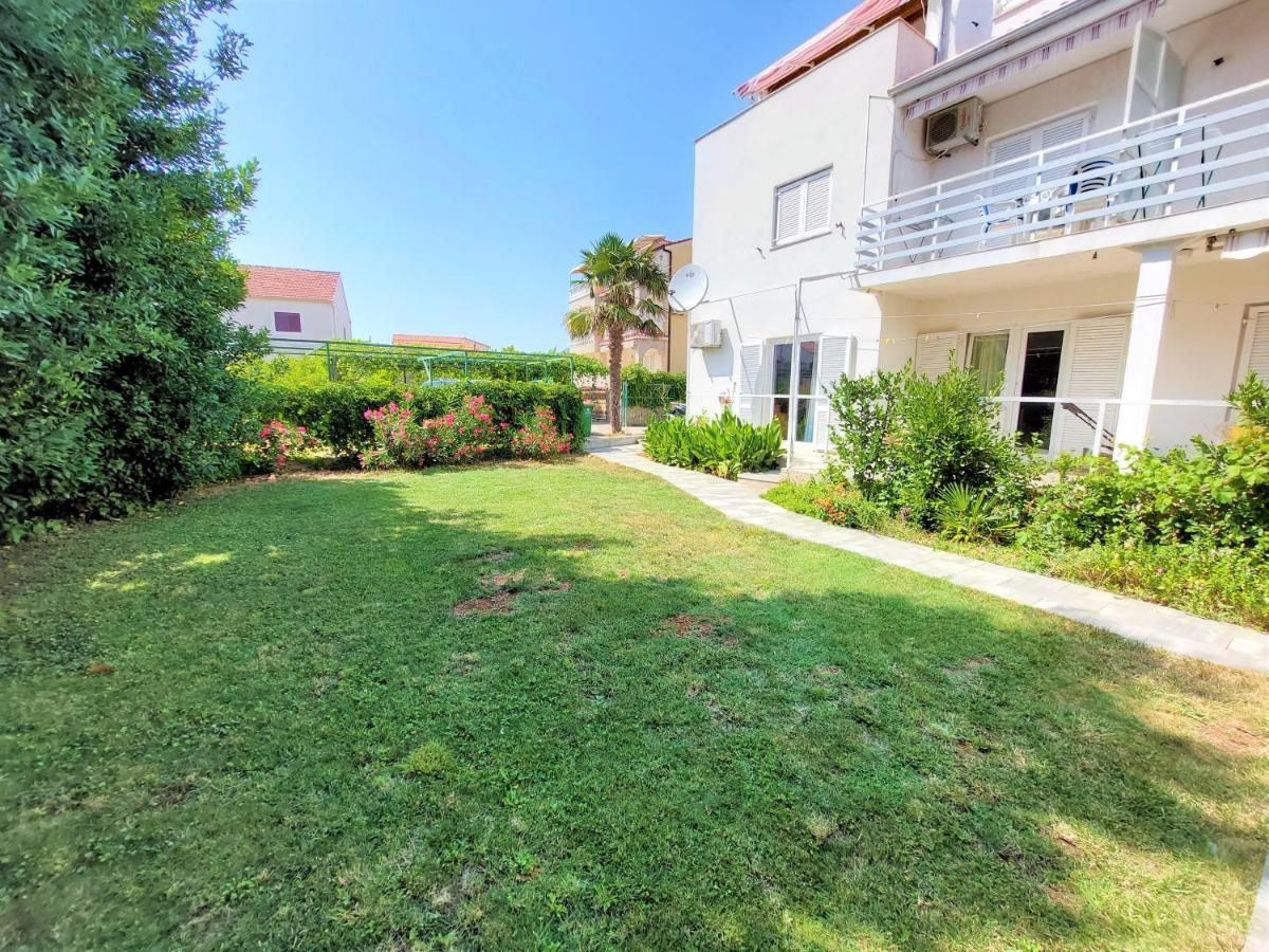 Apartments Neva & Neva Beach House Srima Εξωτερικό φωτογραφία